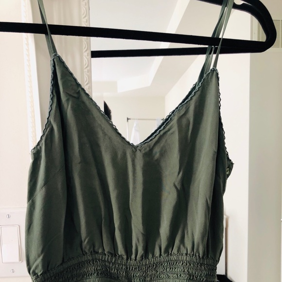 [PRICE DROP] Aritzia (Wilfred) jumpsuit in Sagese - Picture 4 of 7